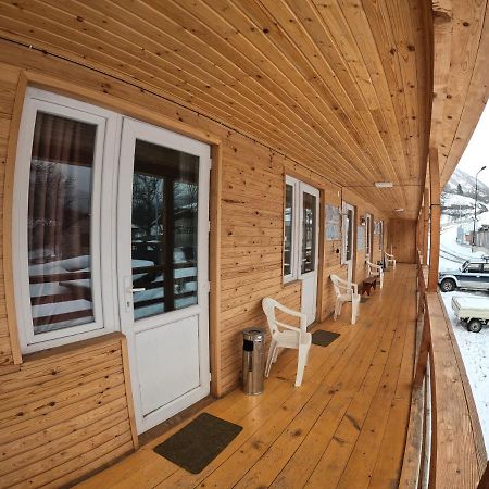 Girgola Bed & Breakfast Mestia Exterior foto