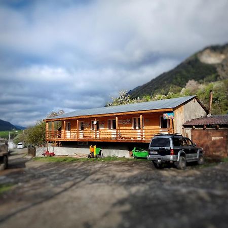 Girgola Bed & Breakfast Mestia Exterior foto