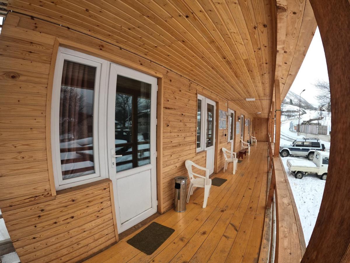 Girgola Bed & Breakfast Mestia Exterior foto