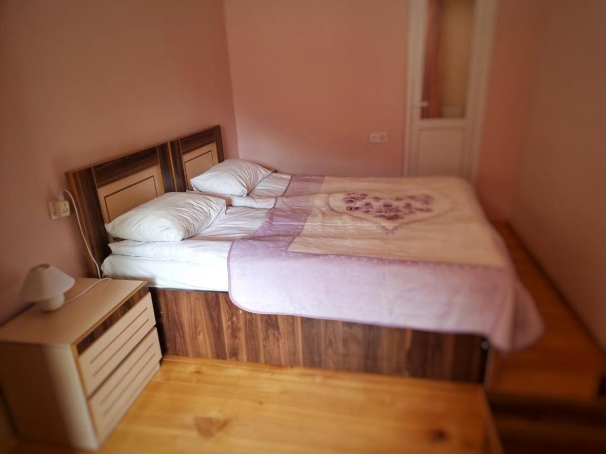 Girgola Bed & Breakfast Mestia Exterior foto