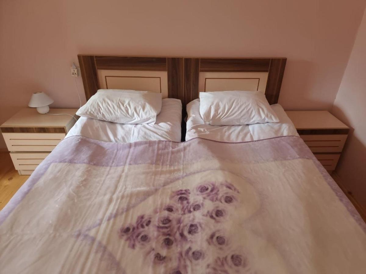 Girgola Bed & Breakfast Mestia Exterior foto