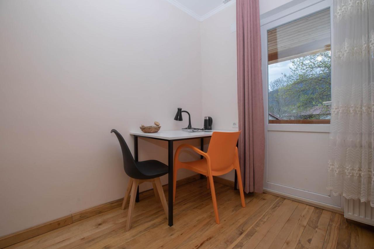 Girgola Bed & Breakfast Mestia Exterior foto