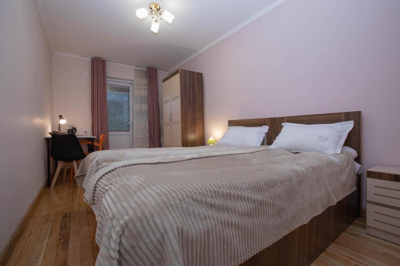 Girgola Bed & Breakfast Mestia Exterior foto